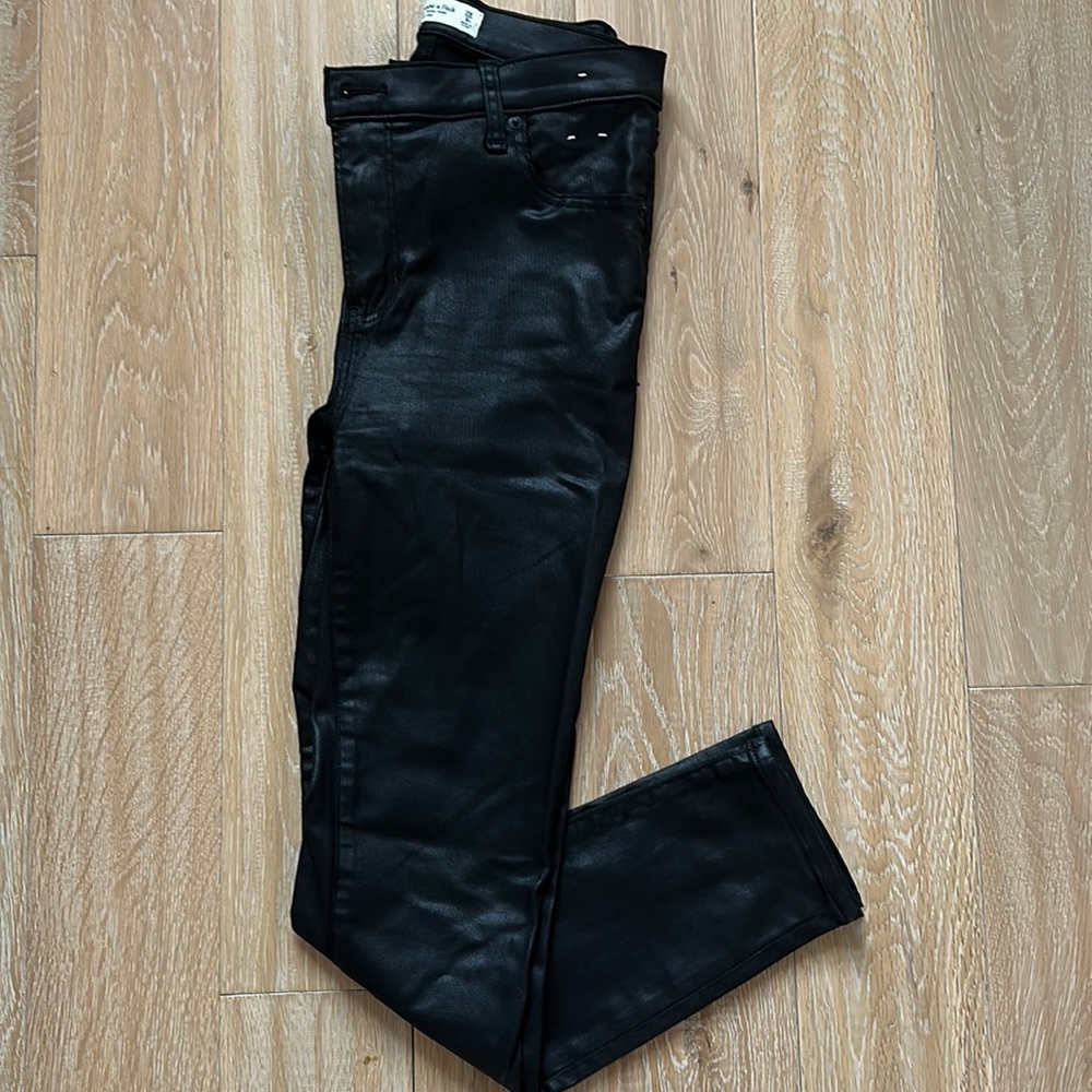 Abercrombie + Fitch black shiny textured skinny pant